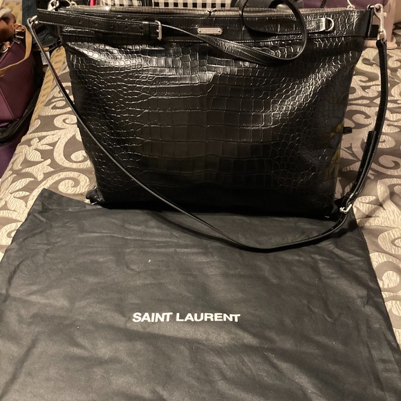 YSL Saint Laurent large crocodile crossbody shopper - Picture 1 of 4